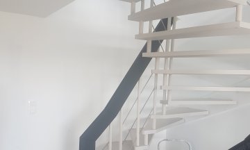 Artisan peintre Angers effet cérusé sur escalier