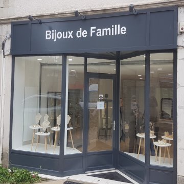 Peinture vitrine Bouchemaine