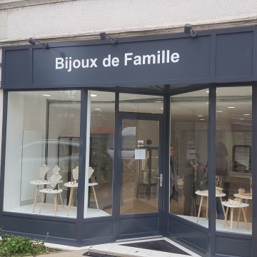 Artisan peintre Denée
