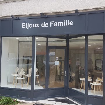 Artisan peintre Béhuard