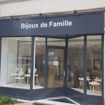 Artisan peintre Saint Gemmes sur Loire