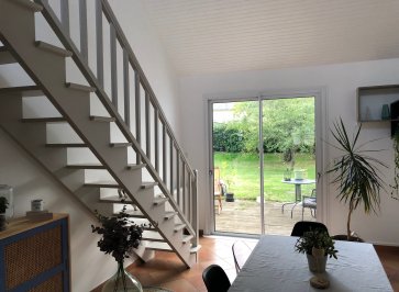 Rénovation d'escalier bois en peinture sur Avrillé