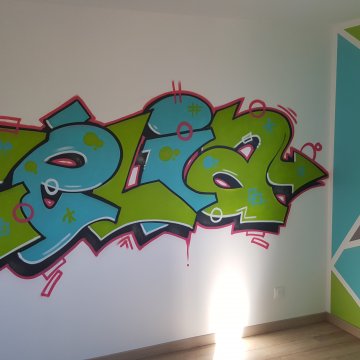 Graffiti prénom chambre Angers